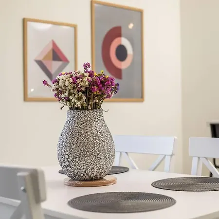 Cozy In The Heart Of Rhodes Center דירה *