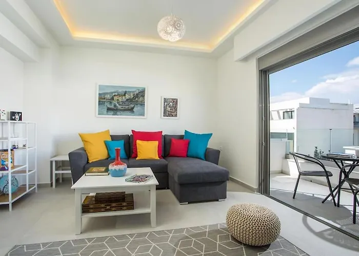 Cozy In The Heart Of Rhodes Center Апартаменты *