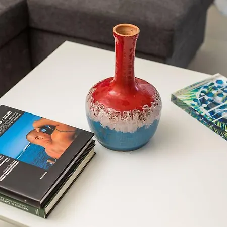 Apartment Cozy In The Heart Of Rhodes Center *