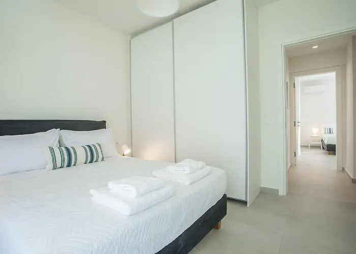 아파트 Cozy In The Heart Of Rhodes Center *